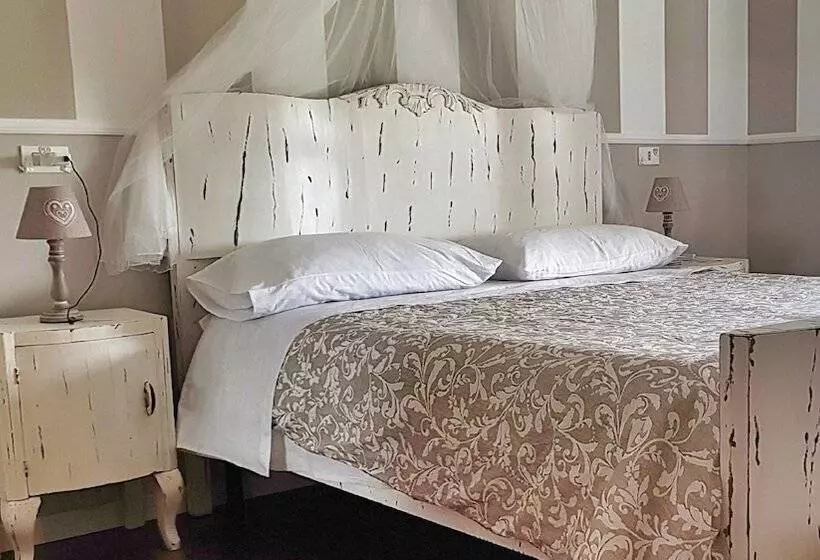 Majatalo B&b Ricci By Holidayngo