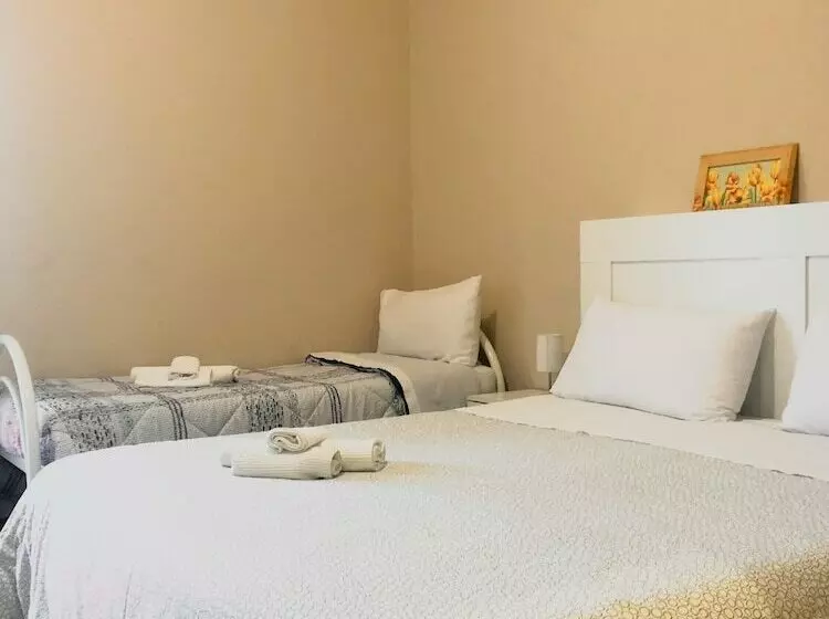 ペンション Country House Paola