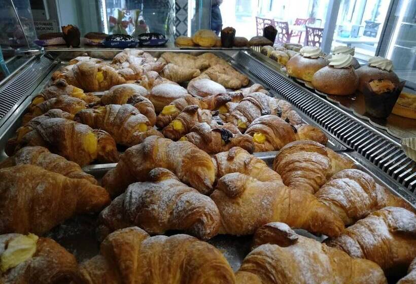 Majatalo Io.te E Il Mare