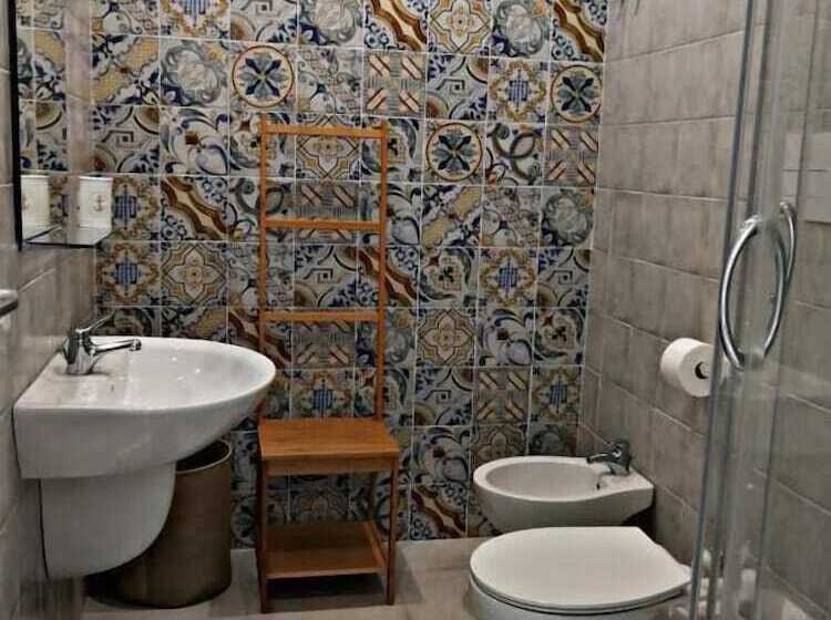 Majatalo Io.te E Il Mare