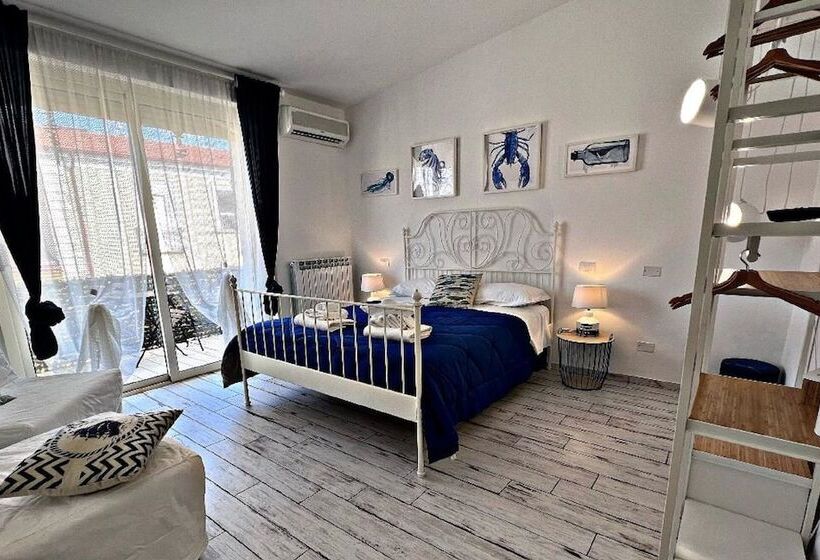 Majatalo Io.te E Il Mare