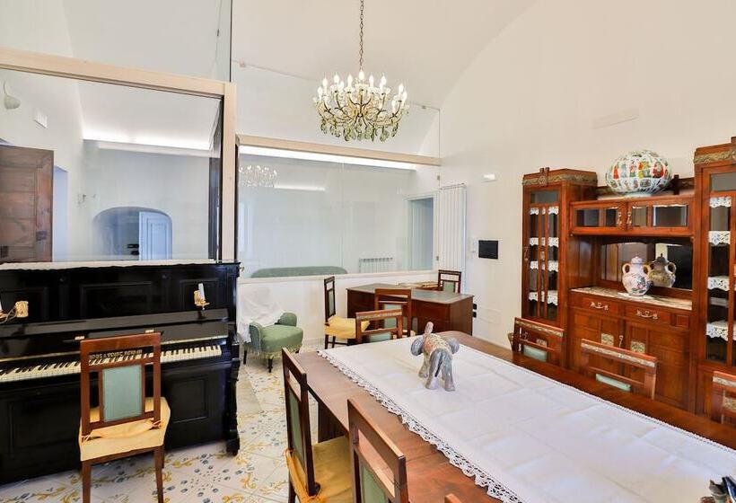 بنسيون Della Monica Rooms