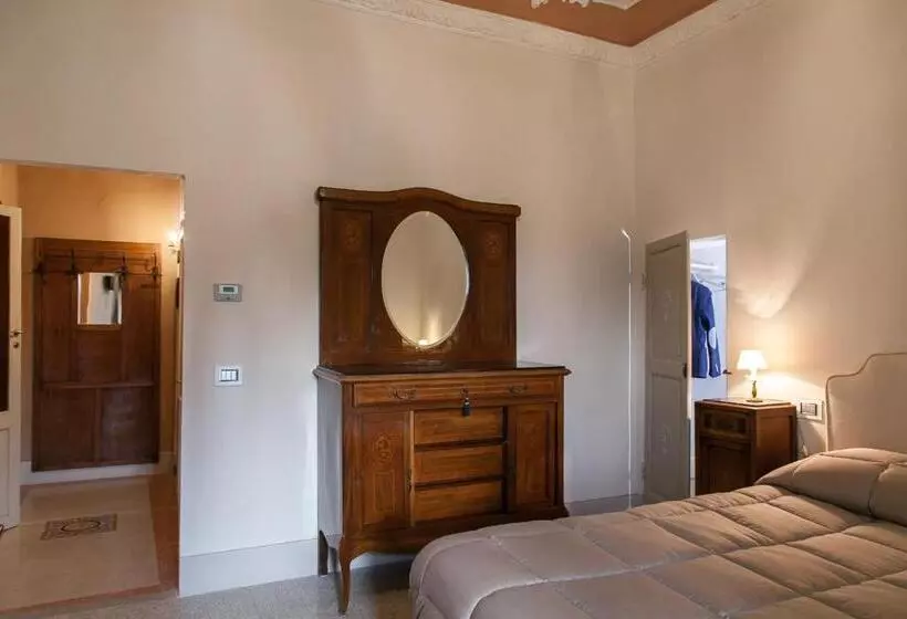 ペンション Villa Garibaldi