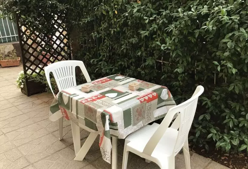 Achirina Bed And Breakfast