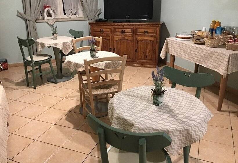 Achirina Bed And Breakfast