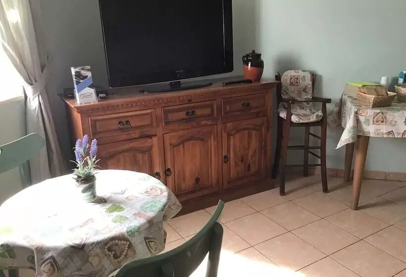 Achirina Bed And Breakfast