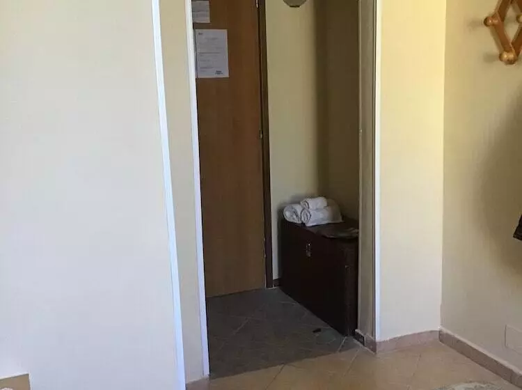 Achirina Bed And Breakfast