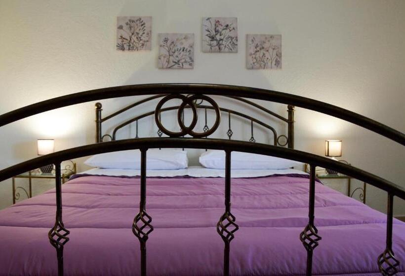 ベッドアンドブレックファースト La Genziana