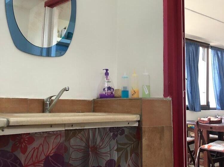 住宿加早餐  Camilla House