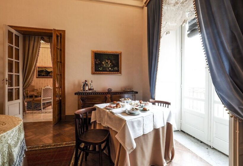 مبيت وإفطار Palazzo Degli Antoci