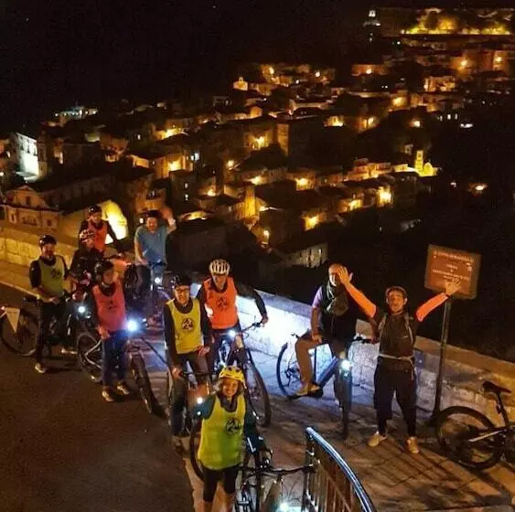 تختخواب و صبحانه Palazzo Degli Antoci