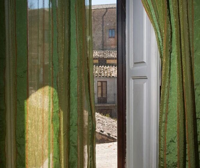 مبيت وإفطار Umberto 33