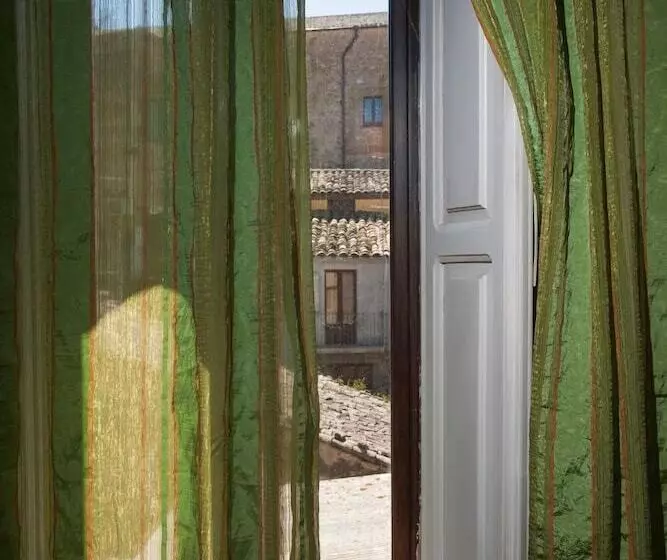 Aamiaismajoitus (B&B) Umberto 33