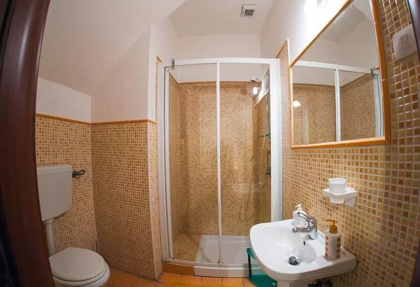 Aamiaismajoitus (B&B) Umberto 33