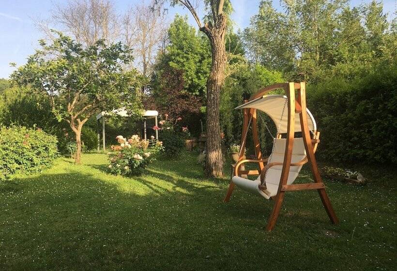 צימר Villa Del Lago