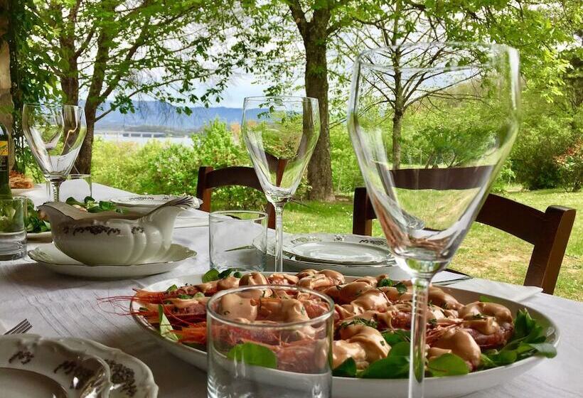 צימר Villa Del Lago