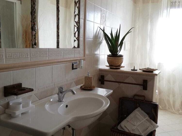 住宿加早餐 Villa Santa Elena