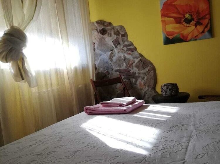 住宿加早餐 Villa Santa Elena