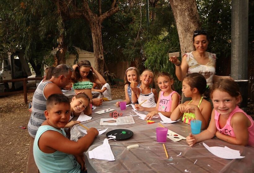 Отель Happy Camp In Camping Village Paestum