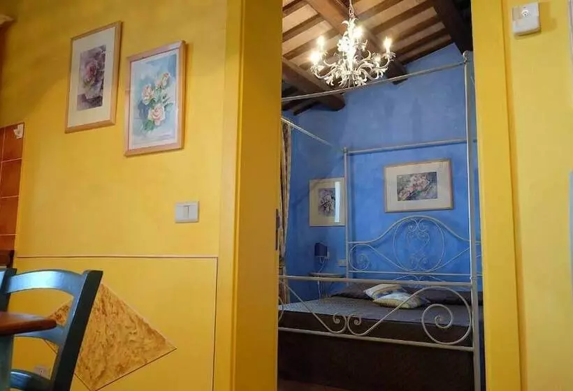 田舎風ホテル Poggio Montali