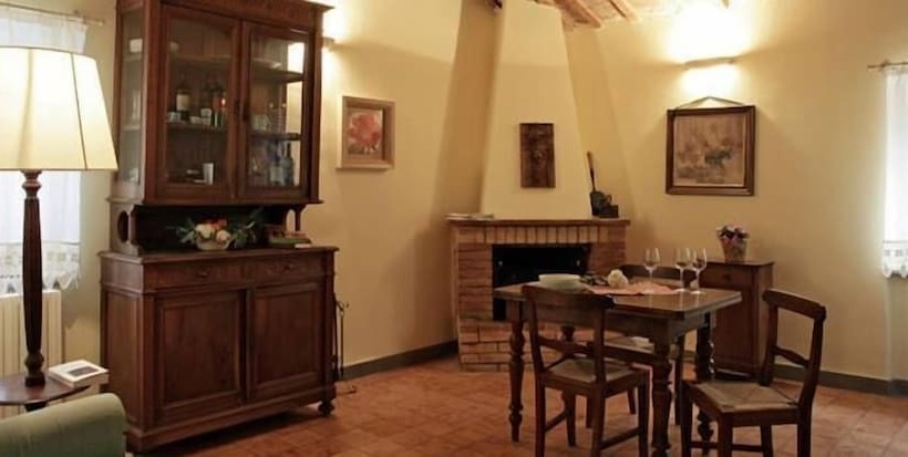 Сельский отель Poggio Montali