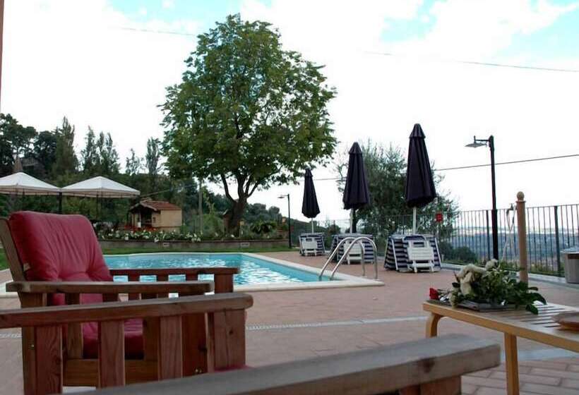 Сельский отель Poggio Montali