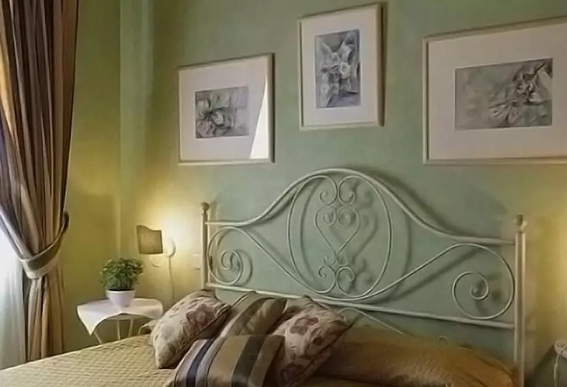 田舎風ホテル Poggio Montali