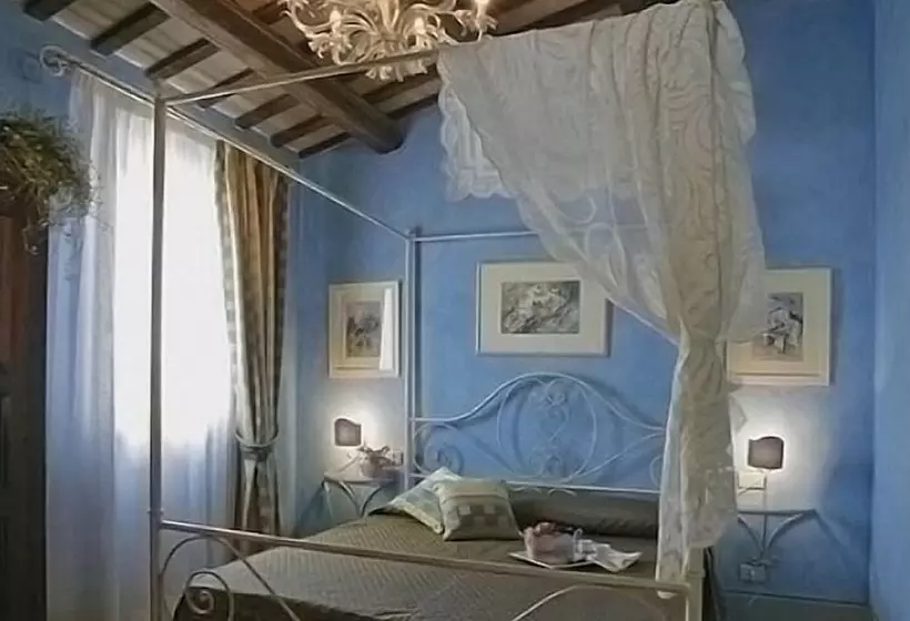 田舎風ホテル Poggio Montali