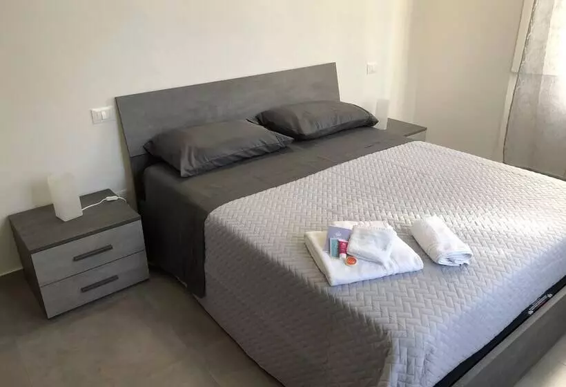 پانسیون Attico Valente