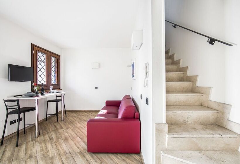 پانسیون Borgo Aureo