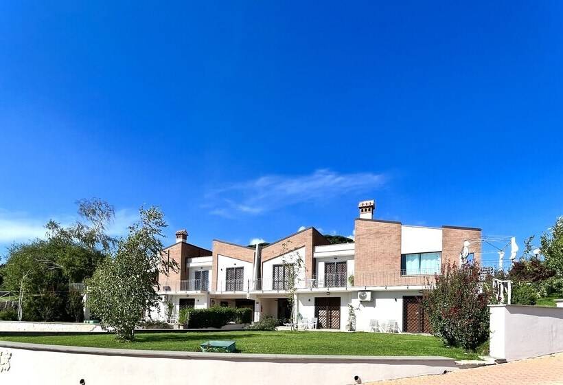 פנסיון Cape House