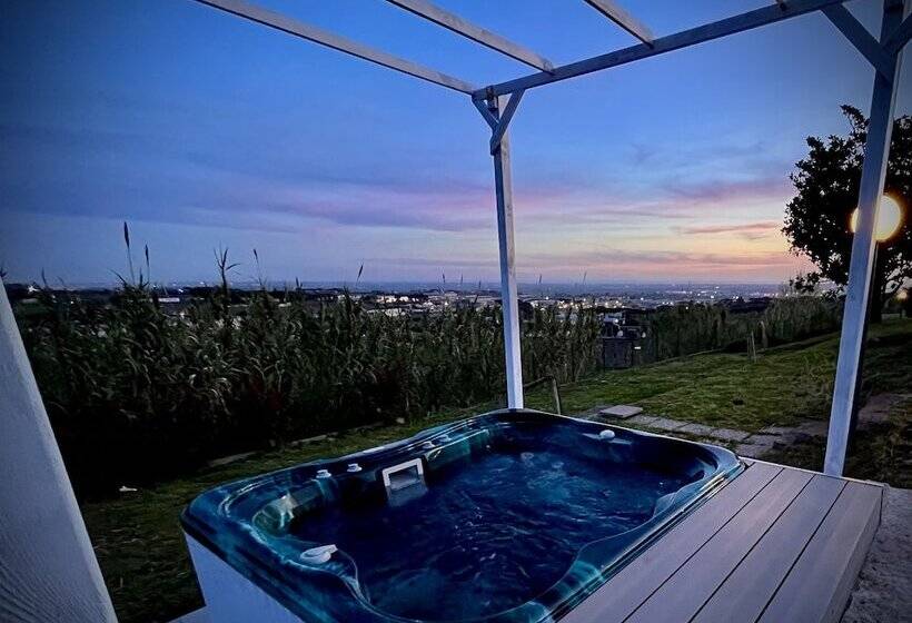 פנסיון Cape House