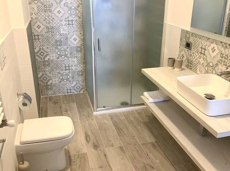 פנסיון Cape House