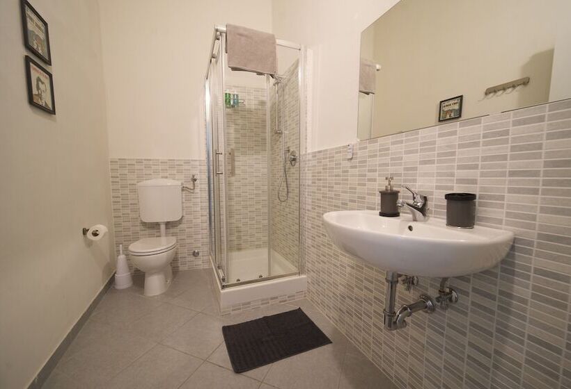 ペンション La Fabbrica