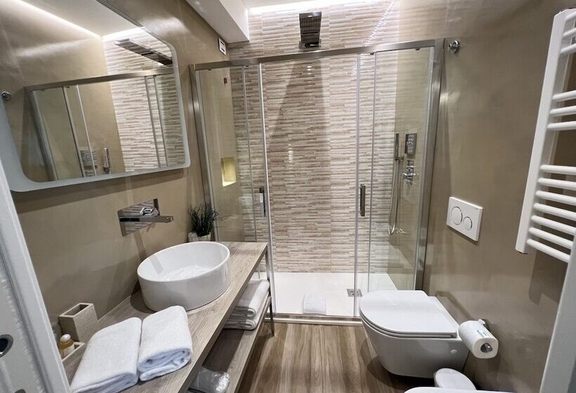 פנסיון The Garden