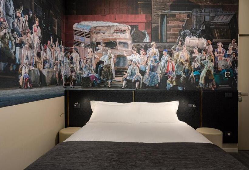 پانسیون Theatrum Rooms And Suite