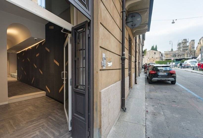 پانسیون Theatrum Rooms And Suite