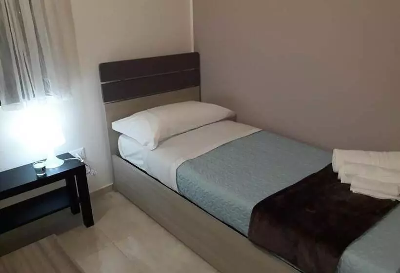 ベッドアンドブレックファースト Antares