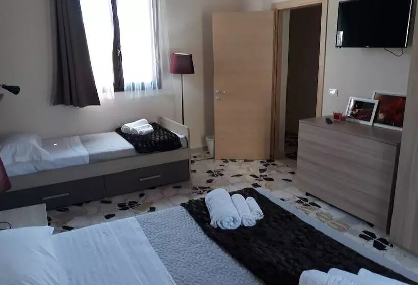 ベッドアンドブレックファースト Antares