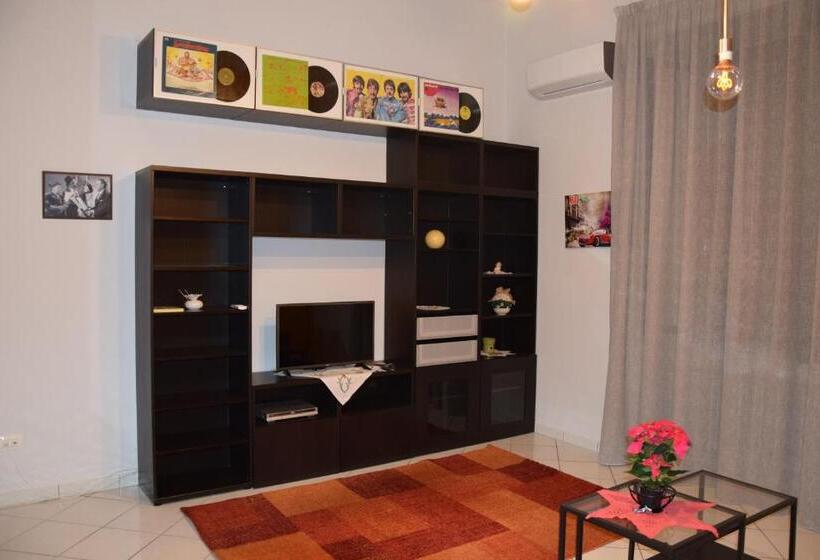 Bed and Breakfast Diana E Atteone