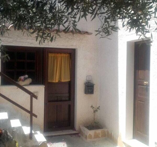 ベッドアンドブレックファースト La Fattoria