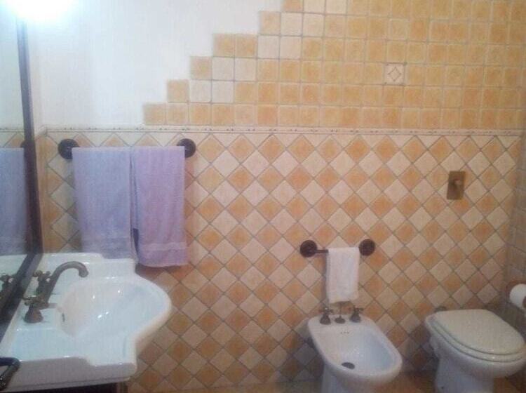 ベッドアンドブレックファースト La Fattoria