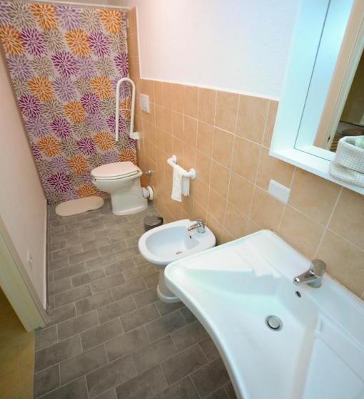 مبيت وإفطار La Mela Rosa