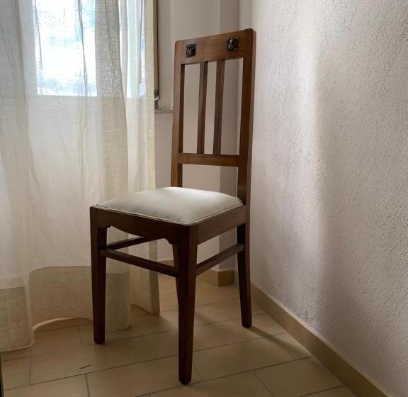 مبيت وإفطار La Mela Rosa