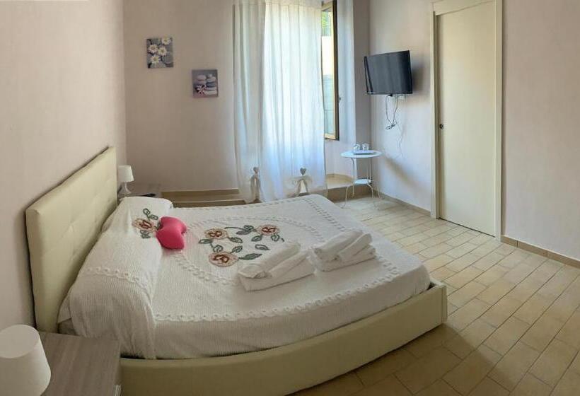 مبيت وإفطار La Mela Rosa