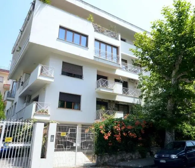 تختخواب و صبحانه Maison Tonina