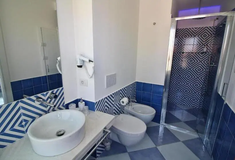 تختخواب و صبحانه Maison Tonina