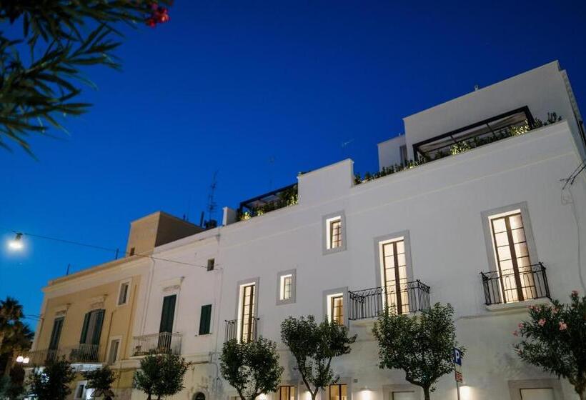 تختخواب و صبحانه Suite1212  Pirrelli