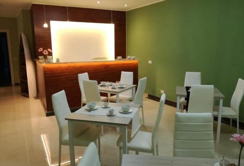 Hostal Naxos Laguna Beach