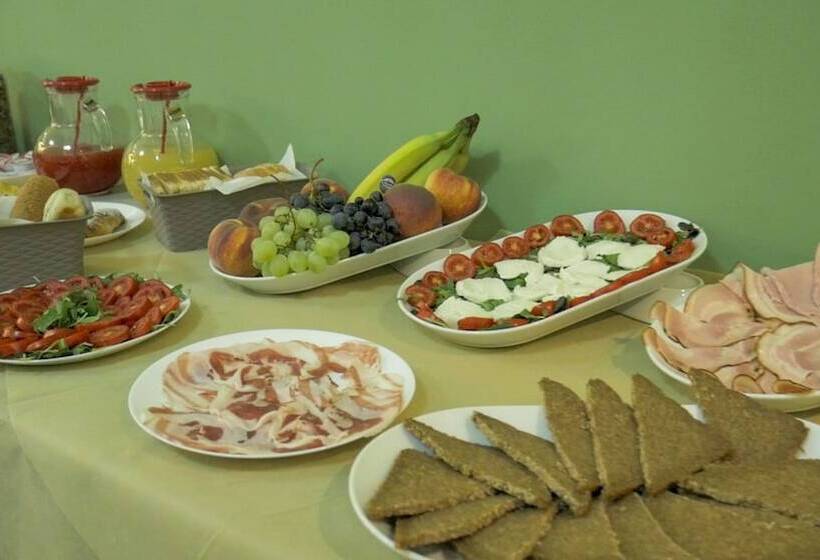 Hostal Naxos Laguna Beach